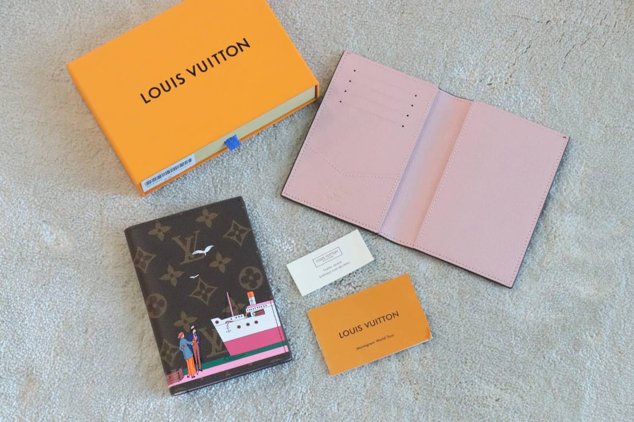 LV - Goyard
Wallets
 master 
passport holder
95 dhs✅

Zain33
♥️♥️♥️