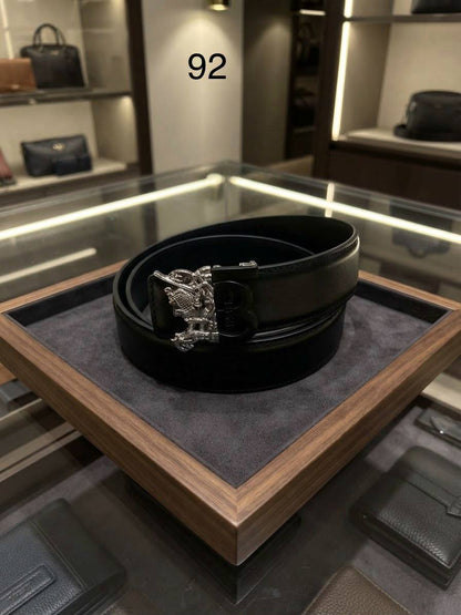 Mixed belts

70 dhs🇦🇪🇦🇪

Zain182
♥️♥️♥️
