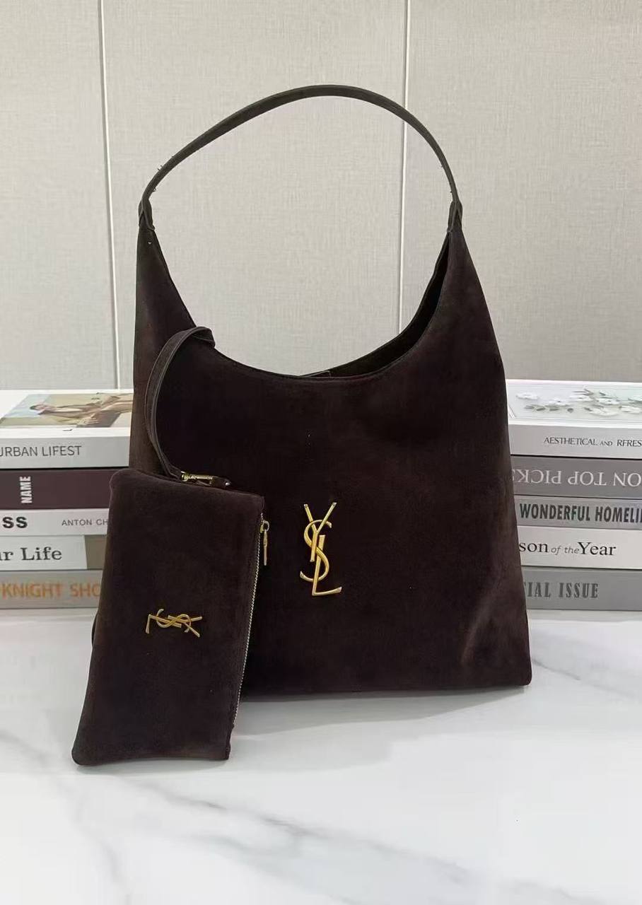 YSL
SIZE  ……36cm 🥰
110 dhs🪙🌺

Zain143
♥️♥️♥️