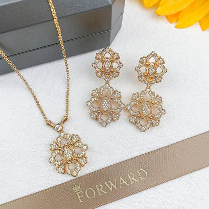 NECKLACE EARRINGS
SET 💫✨
120 DHS✅
WITH NORMAL BOX AND PAPER BAG🎁

Zain89
♥️♥️♥️