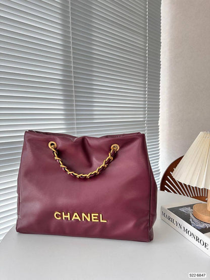 Chanel
100 dhs✅

Zain72
♥️♥️♥️