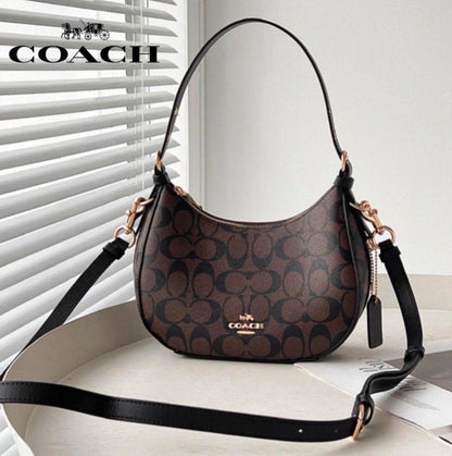 Coach
95 dhs✅
Good quality

Zain35
♥️♥️♥️