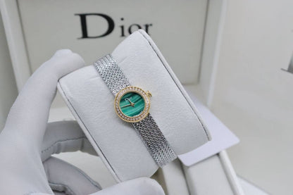 Dior Watch 
Mini Size 19mm 

230 dhs🇦🇪🇦🇪

Box 55 dhs🇦🇪

Zain33
♥️♥️♥️