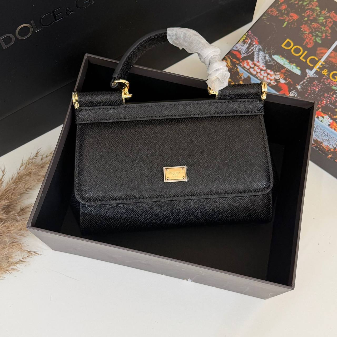 D&G
Master🌺
340 dhs✅

Zain134
♥️♥️♥️