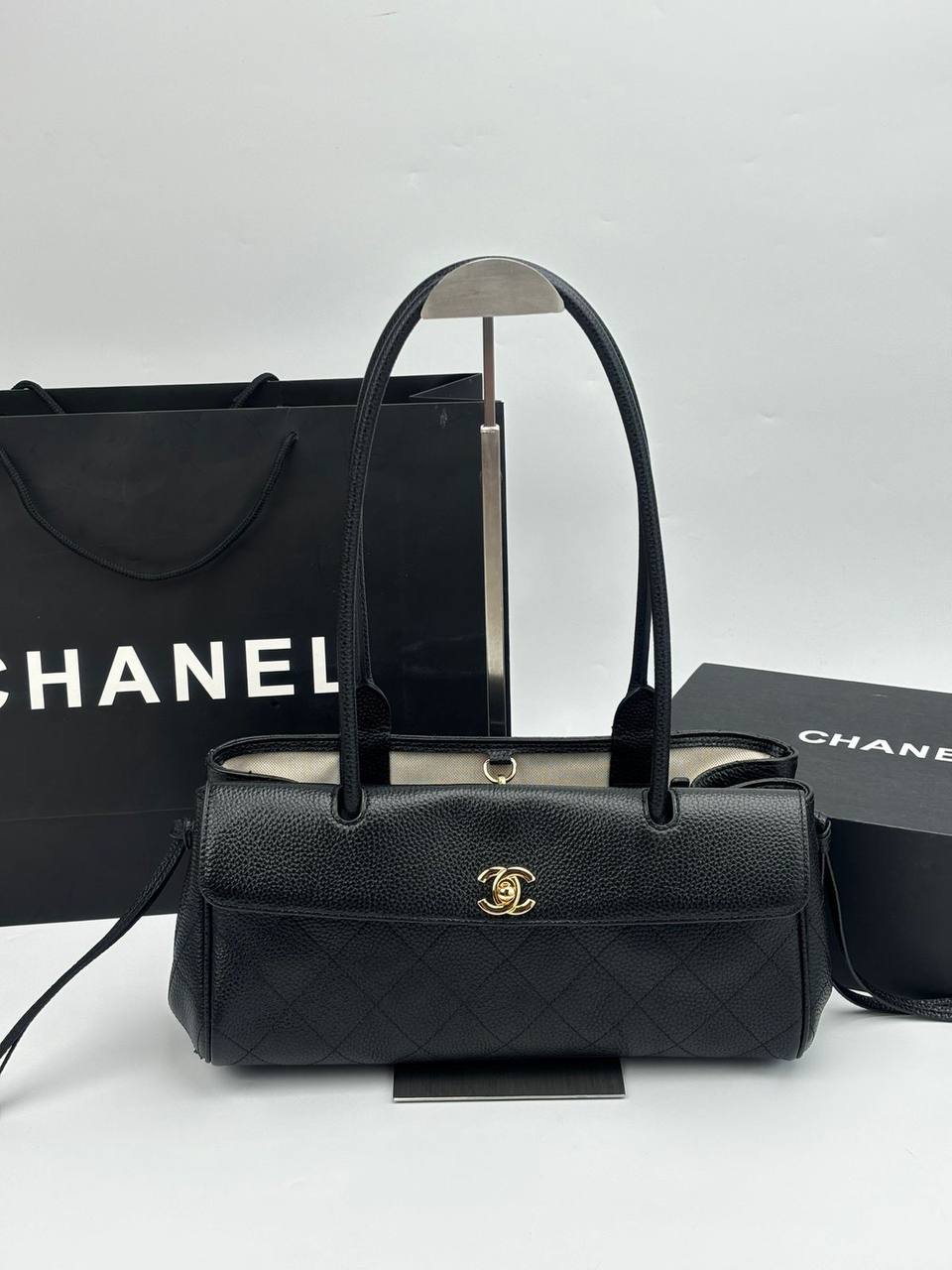 Chanel
Master
320 dhs✅

Zain114
♥️♥️♥️