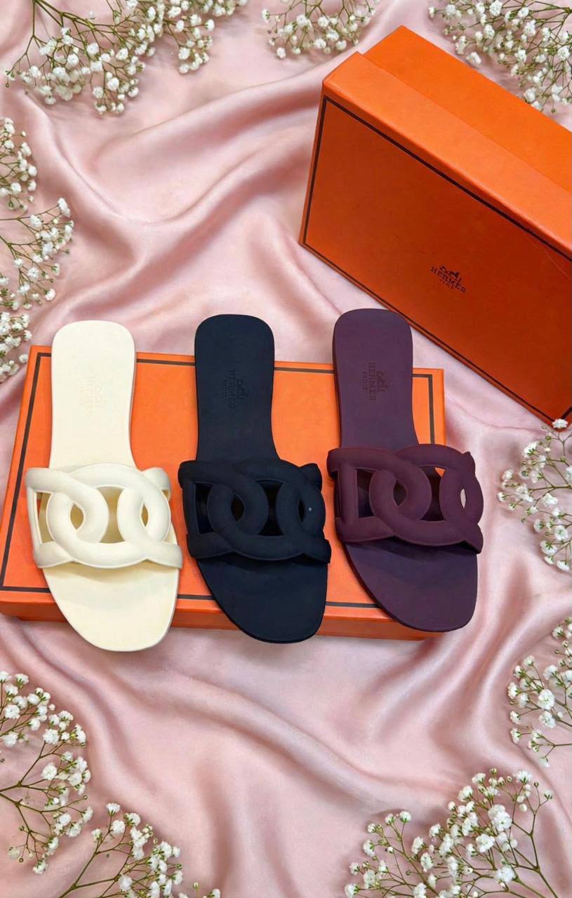 Hermes 

36 to 41 

85 dhs🇦🇪🇦🇪

Zain236
♥️♥️♥️