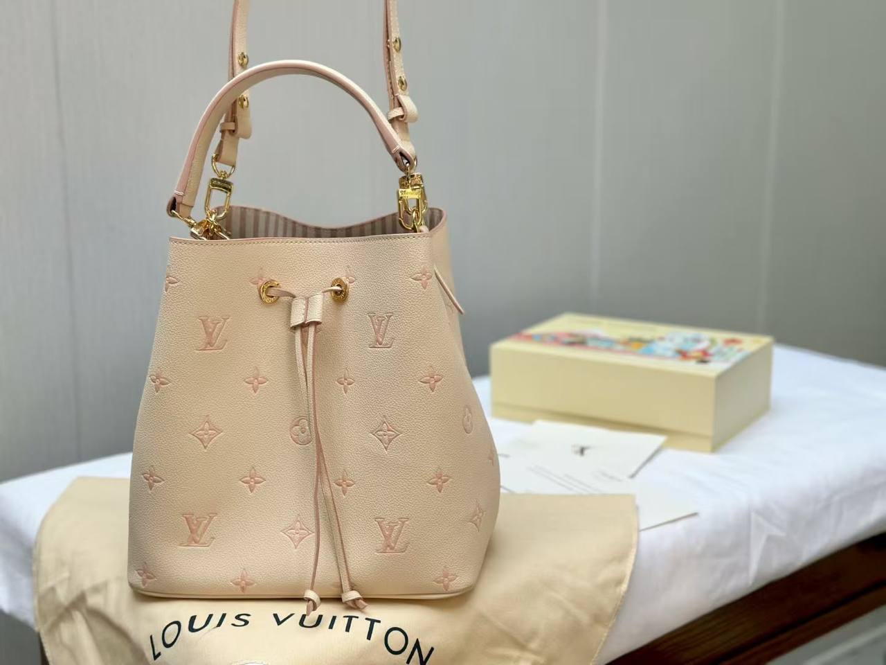 LV
Master💓💓💓
310 dhs✅

Zain153
♥️♥️♥️