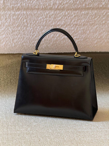 Hermes
kelly 28 cm💥Master quality ✅with box📦
460 dhs✅

Zain52
♥️♥️♥️
