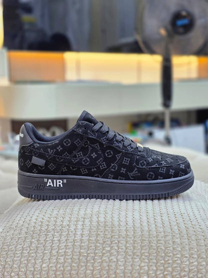 Nike
Size 40 to 44 
100 dhs✅

Zain27
♥️♥️♥️