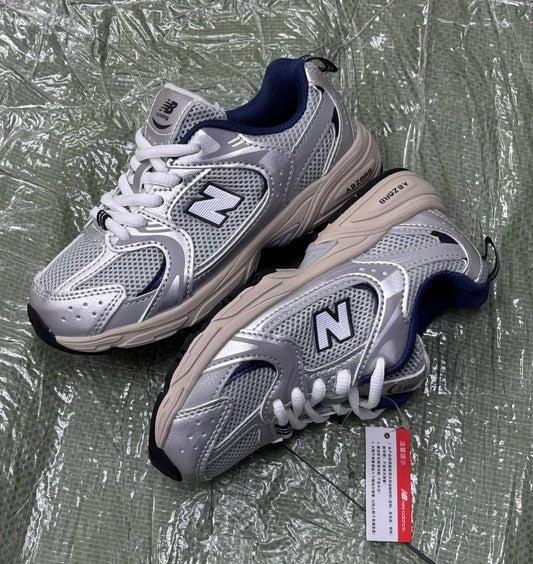 NB
Size 28-35⚡️
120 dhs💓
Baby shoes

Zain183
♥️♥️♥️
