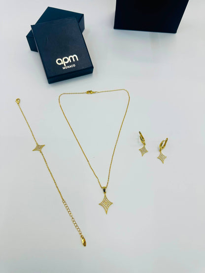 SET
Necklace ✨
Earring 🦋
Bangle 😍
Ring 💍 
With normal boxes 📦 
60 dhs🇦🇪🇦🇪

Zain216
♥️♥️♥️