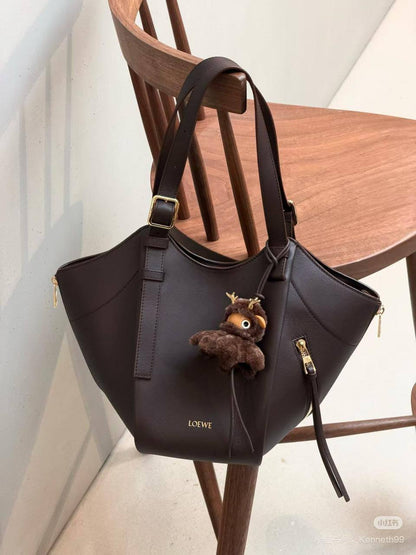 Loewe
SUPER MASTER QUALITY 
For Price 👇 WhatsApp✅
0568585901 
0507557372
0552275751 Owner Zain 👌

Zain307
♥️♥️♥️