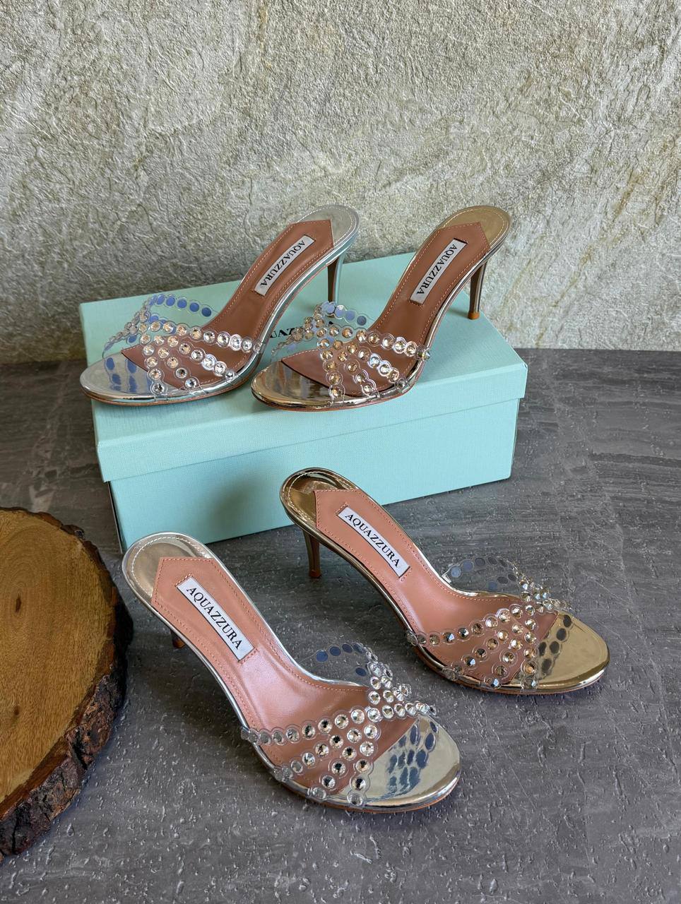 AQUAZZURA🍍
SuperMaster Quality 💯
450 dhs✅
Size: 36-41💥

Zain171
♥️♥️♥️