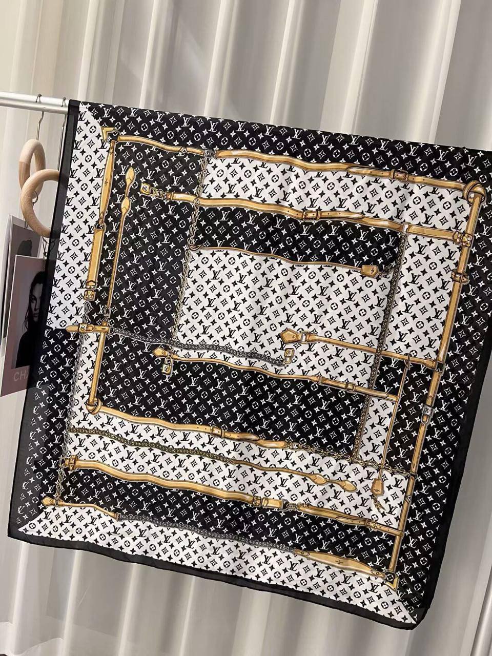 Silk scarf
40 dhs❣️

Zain60
❣️❣️❣️
