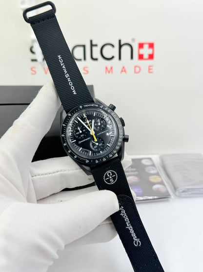 Moon swatch 

with original box 
85 dhs🇦🇪🇦🇪

Zain85 
♥️♥️♥️