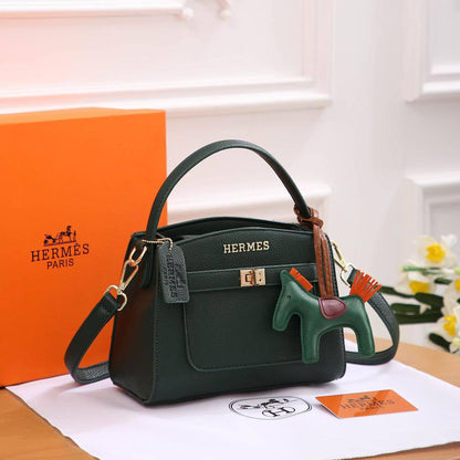 Hermes
95 dhs🪙🌨️

Zain136
♥️♥️♥️