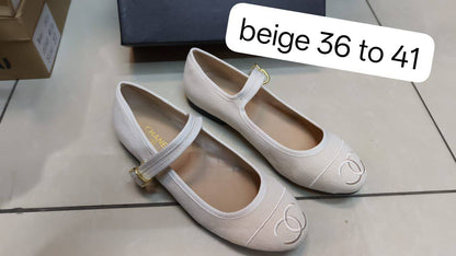 Chanel 

Size 36 to 41 

120 dhs🪙🌨️

Zain103
♥️♥️♥️