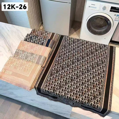 Good quality 
Scarf 
45 dhs🇦🇪🇦🇪

Zain295
♥️♥️♥️