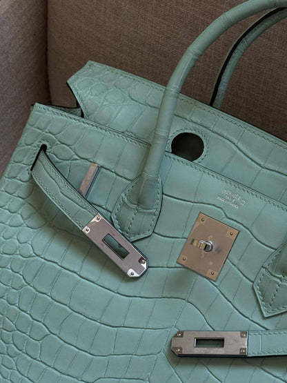 HERMES🍊
30 Cm 
REAL CROCODILE ✨
For Price 👇 WTSP Text Zain 0568585901

ZainShop
♥️♥️♥️