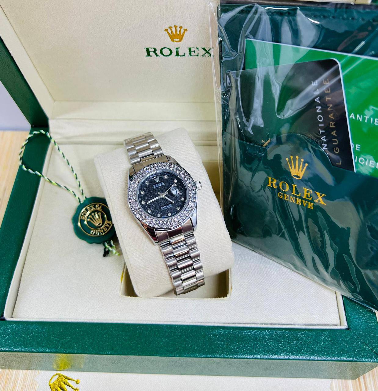 Rolex
65 dhs✅
Now Price
🌺

Zain45
♥️♥️♥️