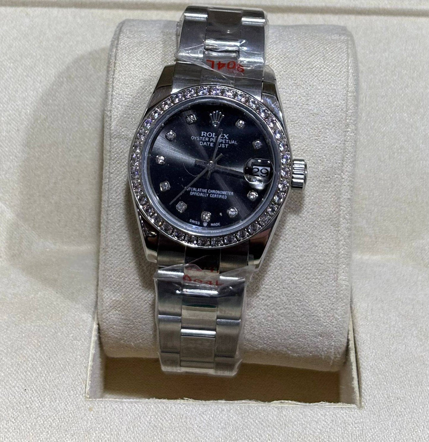 Rolex
Women ... ……31mm---🌹🌹🌹

240 dhs🌺

Zain108
♥️♥️♥️