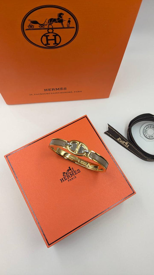 Hermes
130 dhs🪙🌨️
Master
normal box brand name
🎁🎁🎁

Zain210
♥️♥️♥️
