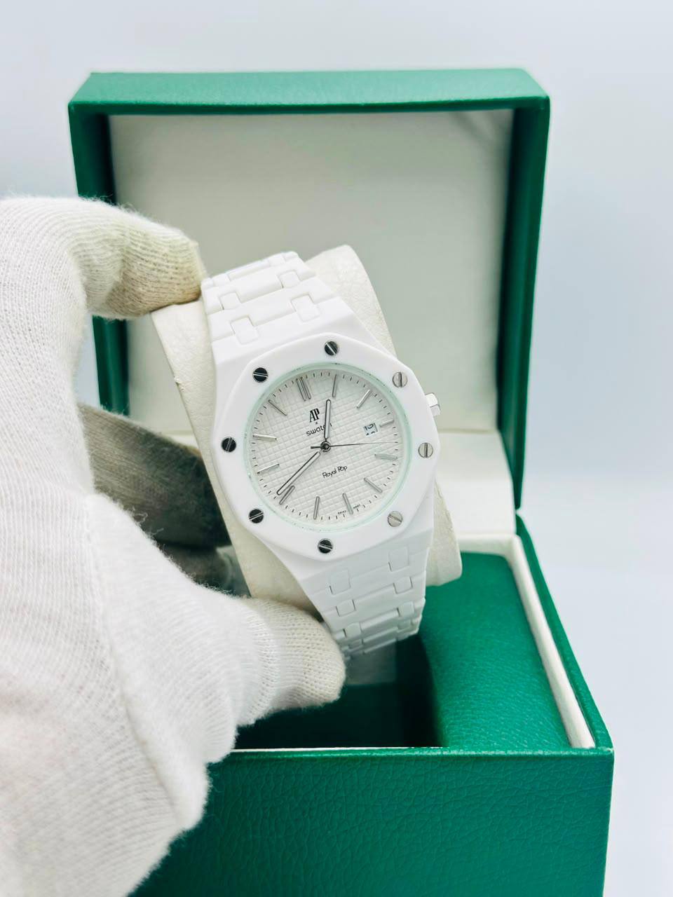 Ap swatch  
55 dhs✅

Zain29
♥️♥️♥️
