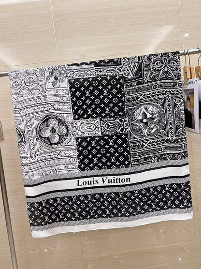 Silk scarf
40 dhs❣️

Zain60
❣️❣️❣️