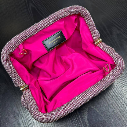 Alexanderwang 
Banquet bag copy one 
special offer

 with box 
🎁🎁🎁

130 dhs🪙💕

Zain39
♥️♥️♥️