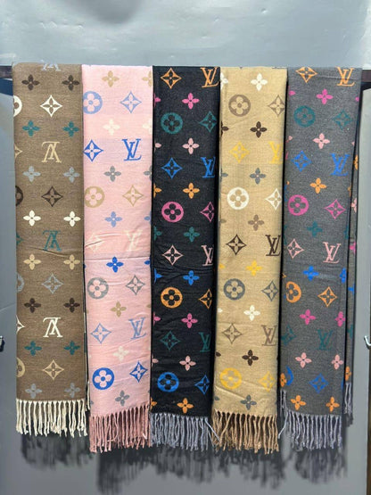 NEW CAME
SCARF
GOOD QUALITY
45 dhs🪙💚
SIZE: 185*65

Zain40