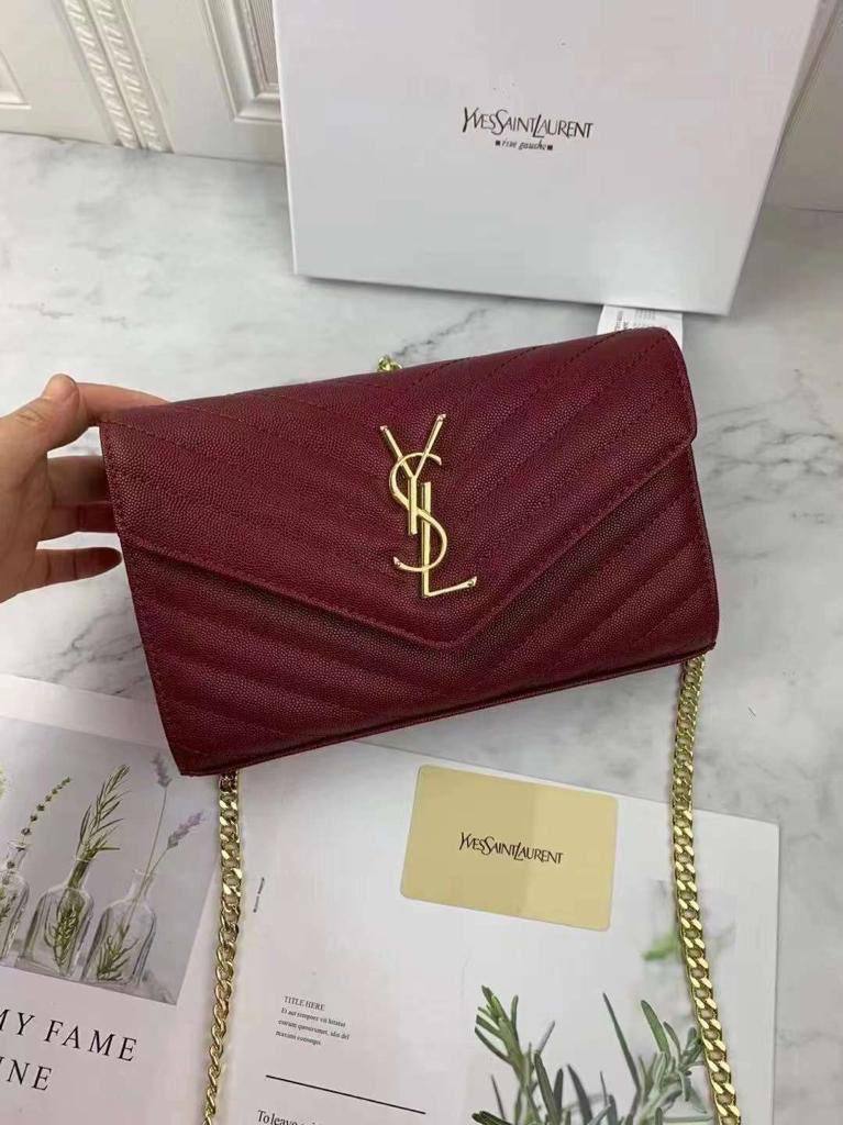 YSL

 Good Quality 

With Box 
🎁🎁🎁

100 dhs✅

Zain250
♥️♥️♥️