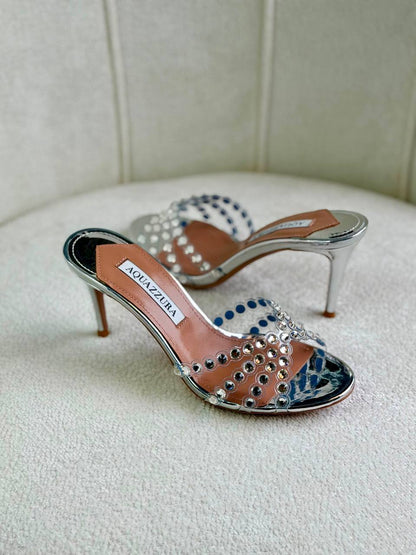 AQUAZZURA
Super *AAA* *+* Quality 💯 
With original packing🎁🎁
SIZE:36and41
Available now
450 dhs🇦🇪🇦🇪

Zain309
♥️♥️♥️