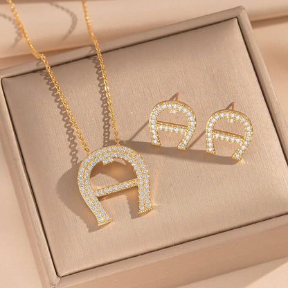 New arrival stainless steel chain Sets 
45 dhs🪙🌨️ / set without box 
55 dhs🪙🌨️ / set with branded box and paperbag

Zain243
♥️♥️♥️