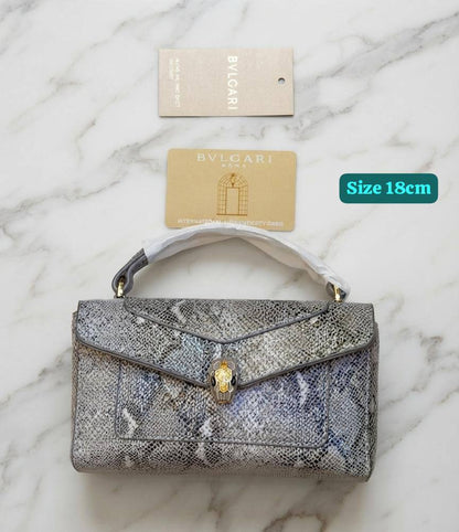 Bvlgari
120 dhs🇦🇪🇦🇪

Zain186
♥️♥️♥️