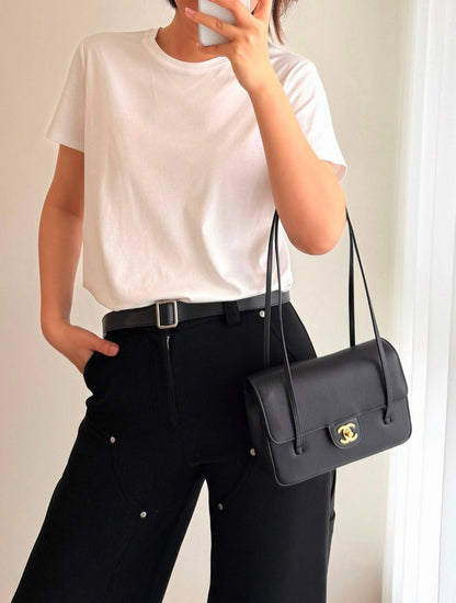 CHANEL
 GOOD QUALITY 
WITH BOX 
130 dhs✅

Zain295
♥️♥️♥️