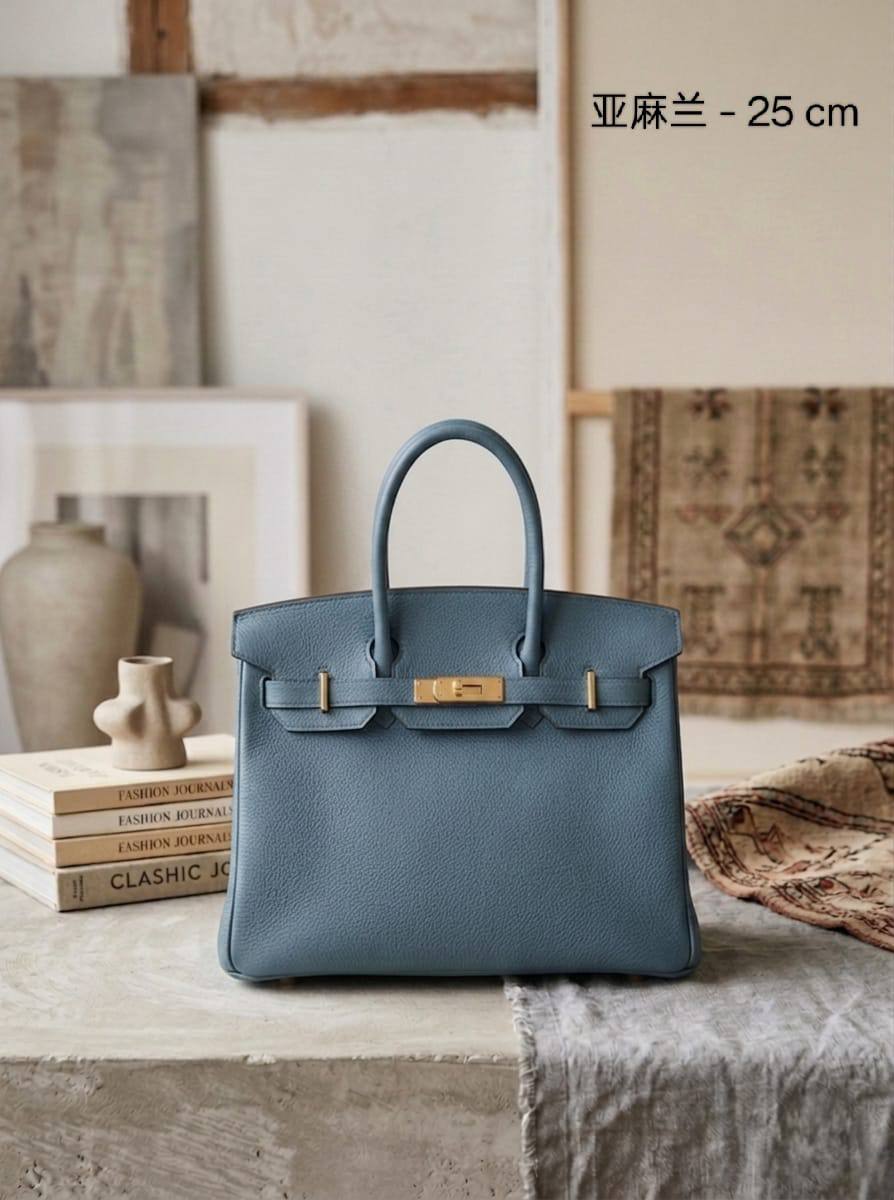 HERMES ʙɪʀᴋɪɴs
ᴛᴏɢᴏ ʟᴇᴀᴛʜᴇʀ ᴍᴀᴛᴇʀɪᴀʟ
ɢᴏʟᴅ ʜᴀʀᴅᴡᴀʀᴇ
ᴡɪᴛʜ ʟᴏɴɢ ʙᴇʟᴛ sᴛʀᴀᴘ
sɪᴢᴇ : 25 cm

110 dhs✅

Zain31
♥️♥️♥️