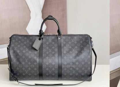 Louis vuitton💕💕✨
Duffel bag Super master quality 🔥🔥
Available ✨💕💕
With full packing 📦🎀
For Price 👇 WTSP Text Zain 0568585901

Zain252
♥️♥️♥️