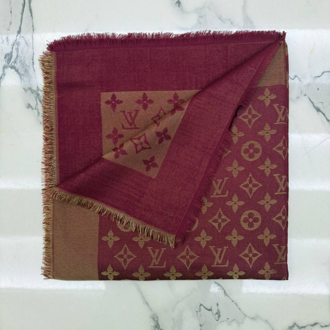 WOMAN SCARF 

*MASTER QUALITY*

140 dhs🇦🇪

Zain202
♥️♥️♥️