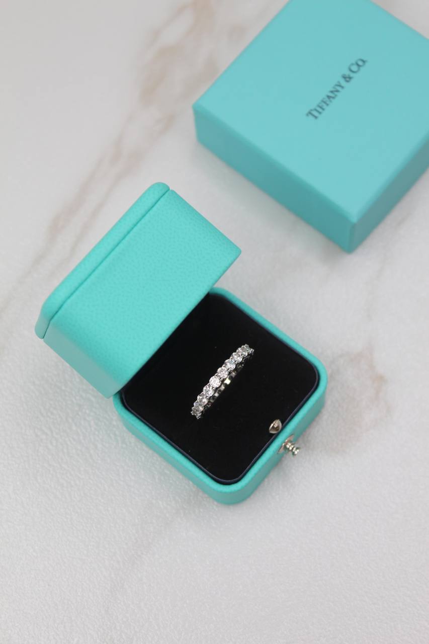 *Tiffany & Co.*♥️
* *New Collection*  
* The Tiffany®️ Setting
Engagement Ring in Platinum
🆕🎉🥳🎊🆕
↗️ *Super Master Quality ®️*
For Price 👇 WTSP Text Zain 0568585901

Zain106
♥️♥️♥️