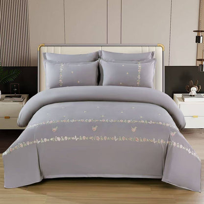 New collection ✅✅✅✅
Embroidered 🪡🪡🪡
100 % cotton 
Comfort set 
King size comfort 6pcs set 
170 dhs💓

Zain99
 ♥️♥️♥️