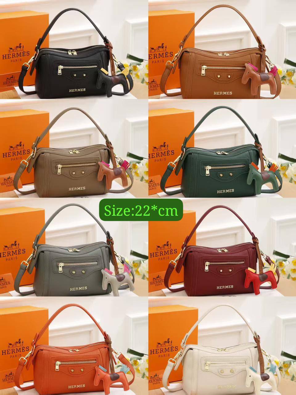 HERMES ✨
Good quality 
Size 22cm

100 dhs✅

With box 📦

Zain70
♥️♥️♥️