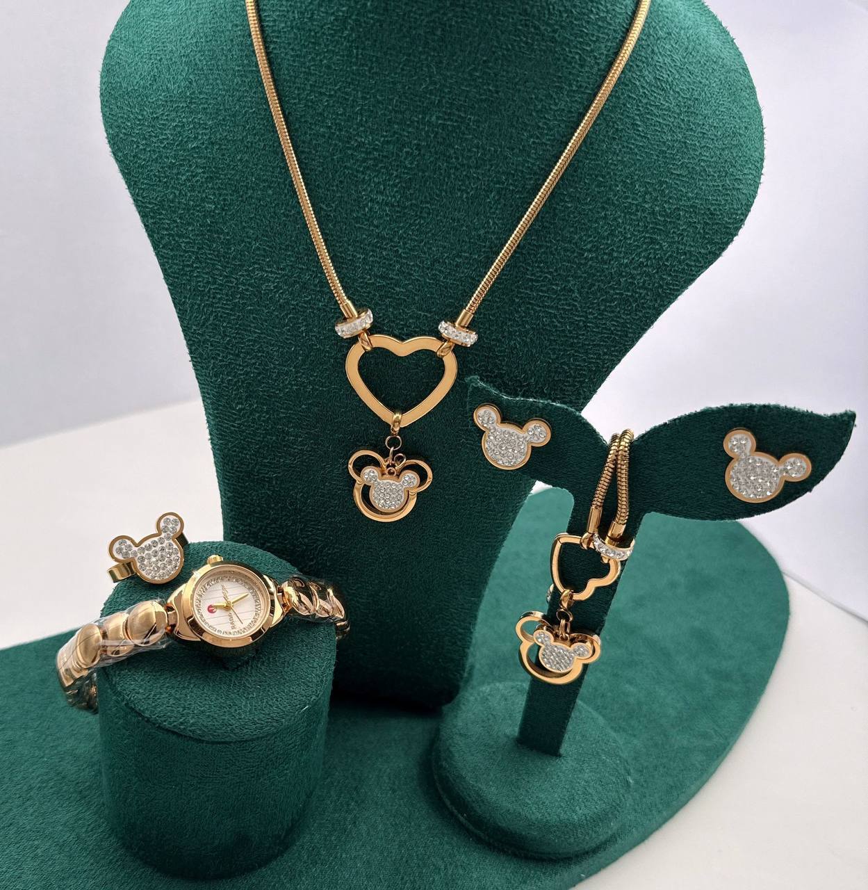 Ful Set
90 dhs🪙💚

Zain45
♥️♥️♥️