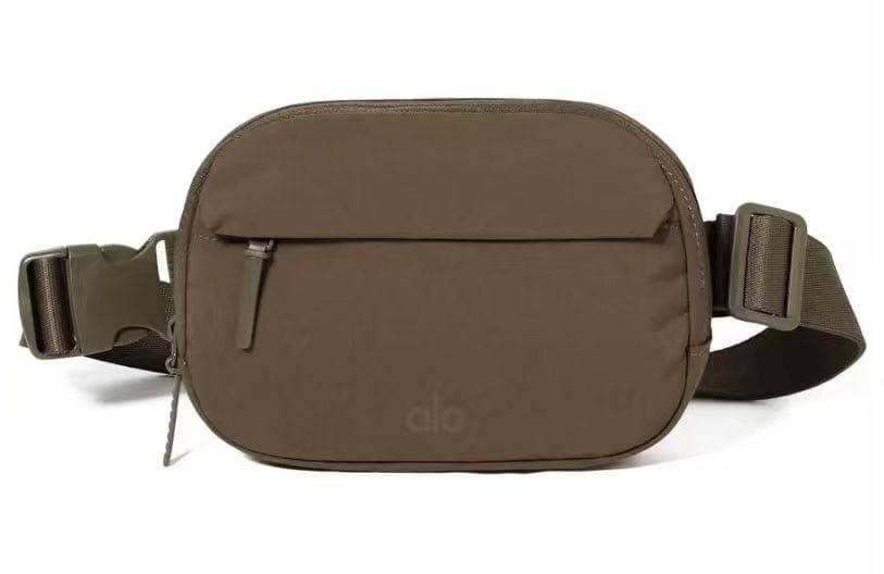 ALO
UNISEX MINI NYLON BELT BAG
GOOD QUALITY
40 dhs✅

Zain40
♥️♥️♥️