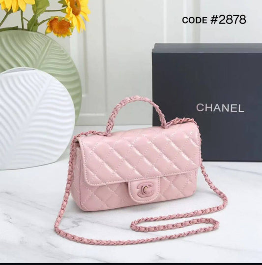 𝗖𝗛𝗔𝗡𝗘𝗟 ᴛᴏᴘ ʜᴀɴᴅʟᴇ
ғᴜʟʟ ᴍᴀᴛᴛᴇ ʟᴇᴀᴛʜᴇʀ
sɪᴢᴇ : 20 cm
ᴡɪᴛʜ  BOX
🎁🎁🎁

85 dhs❤️

Zain31
♥️♥️♥️