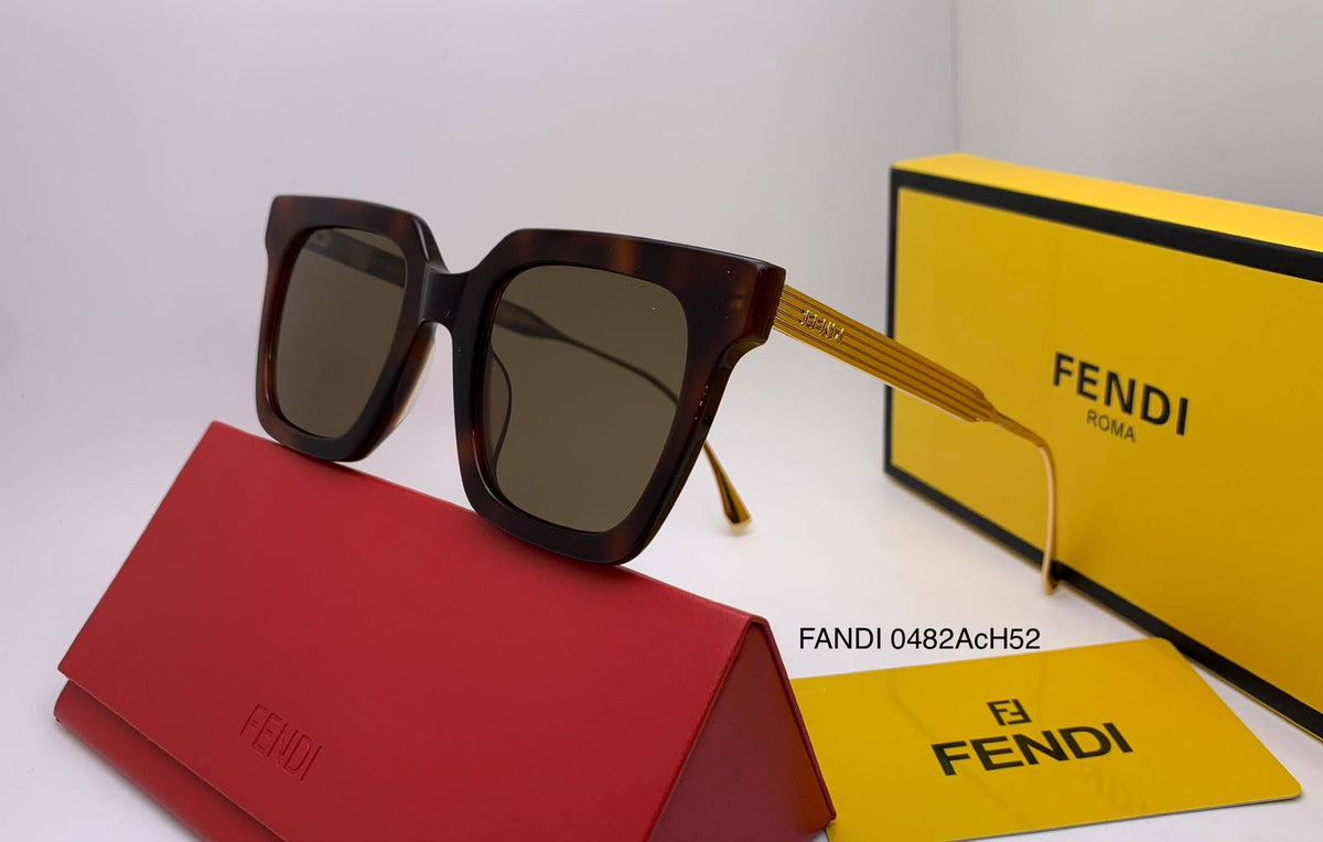Ladies

 master quality
 sunglasses

200 dhs🇦🇪🇦🇪

Zain126
♥️♥️♥️