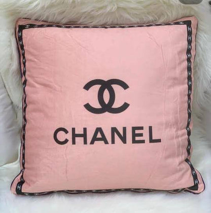 Master  
Pillowcases 
Size 45*45 
50 dhs🇦🇪🇦🇪

Zain99
♥️♥️♥️