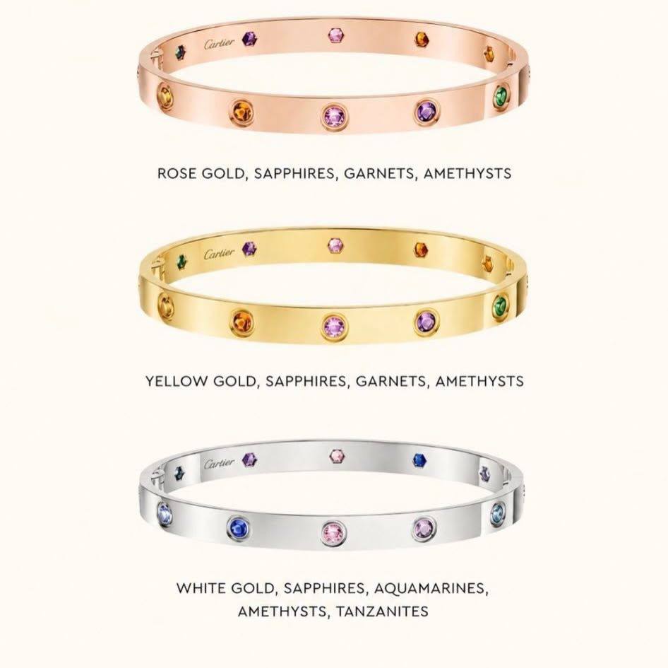Cartier Love 💥*
Bangle ✨
Size available 16,18,19
Master quality 💯
With normal boxes 📦 
45 dhs💓
With master box 🗃️ 
85 dhs💓

Zain216
♥️♥️♥️