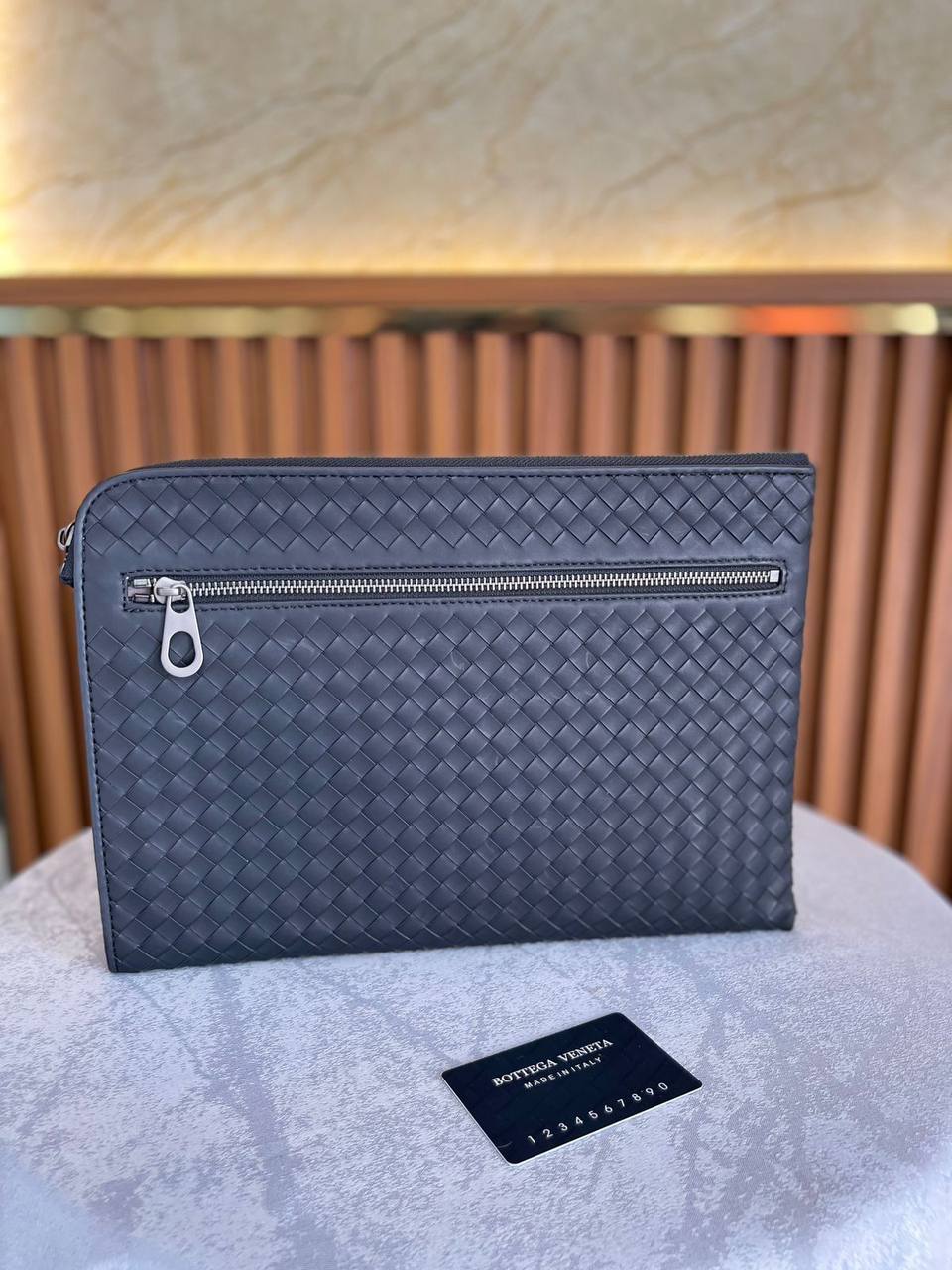 BOTTEGA VENETA
*File bag*
*Master quality*
450 dhs🪙🖤

Zain179
♥️♥️♥️