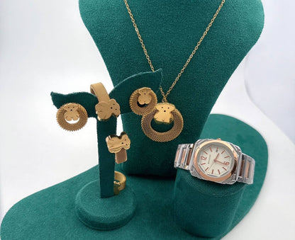 Accessories Set

With box 
🎁🎁🎁

90 dhs🪙💚

Zain45
♥️♥️♥️