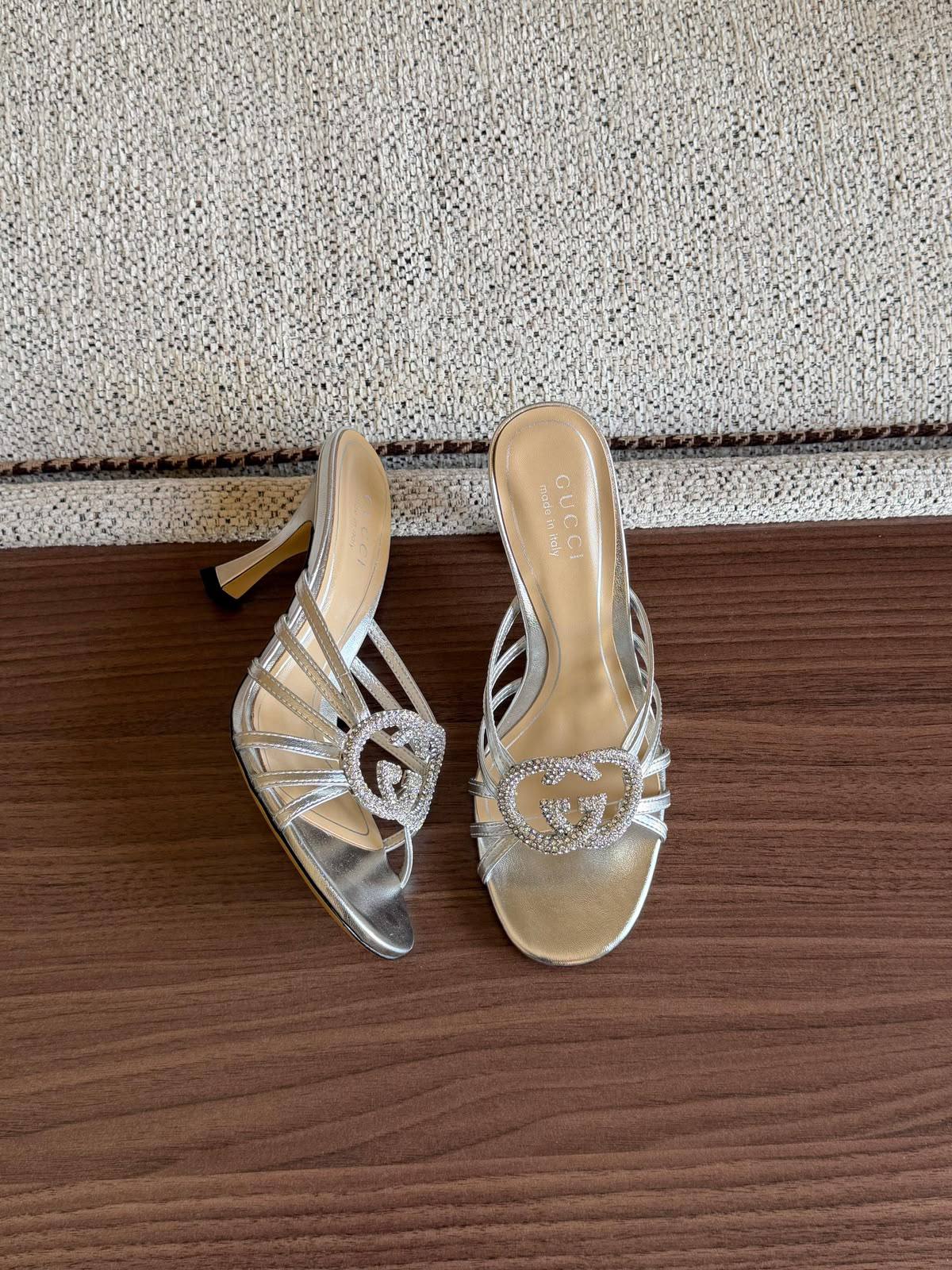 GUCCI ✨
SuperMaster Quality 💯
430 dhs🇦🇪🇦🇪🇦🇪

Size: 36-41💥

Zain171
♥️♥️♥️